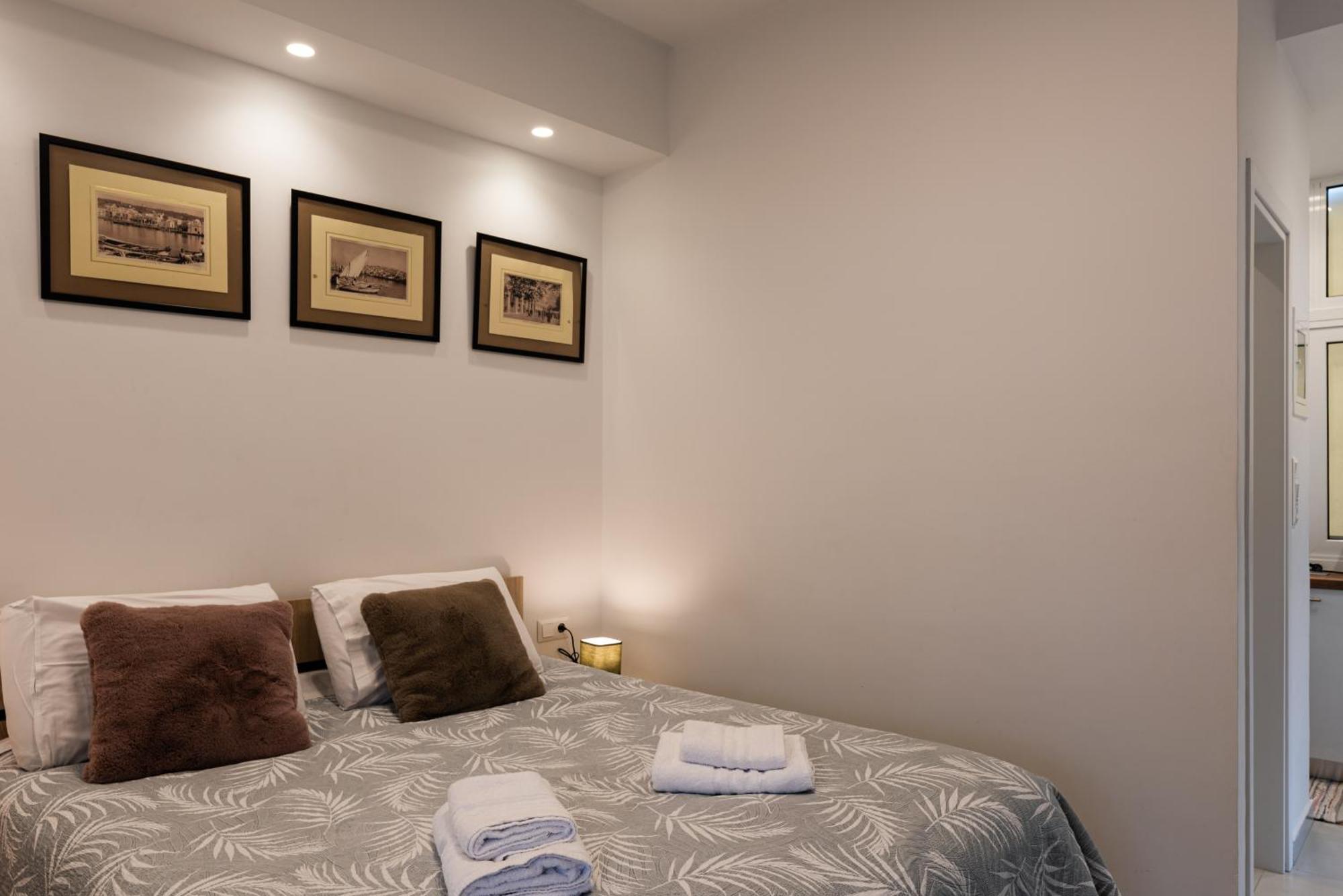 Modern Studio Apartment B أثينا المظهر الخارجي الصورة